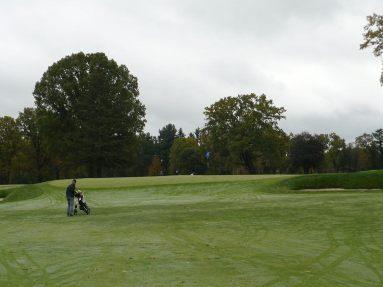 Vesper Country Club Tiger Golf Traveler